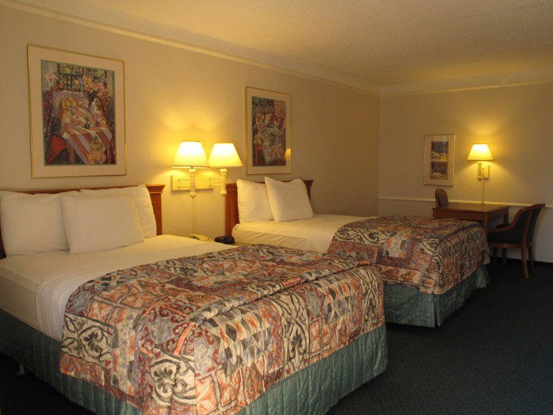 Baymont By Wyndham Greenville Woodruff Rd Ruang foto